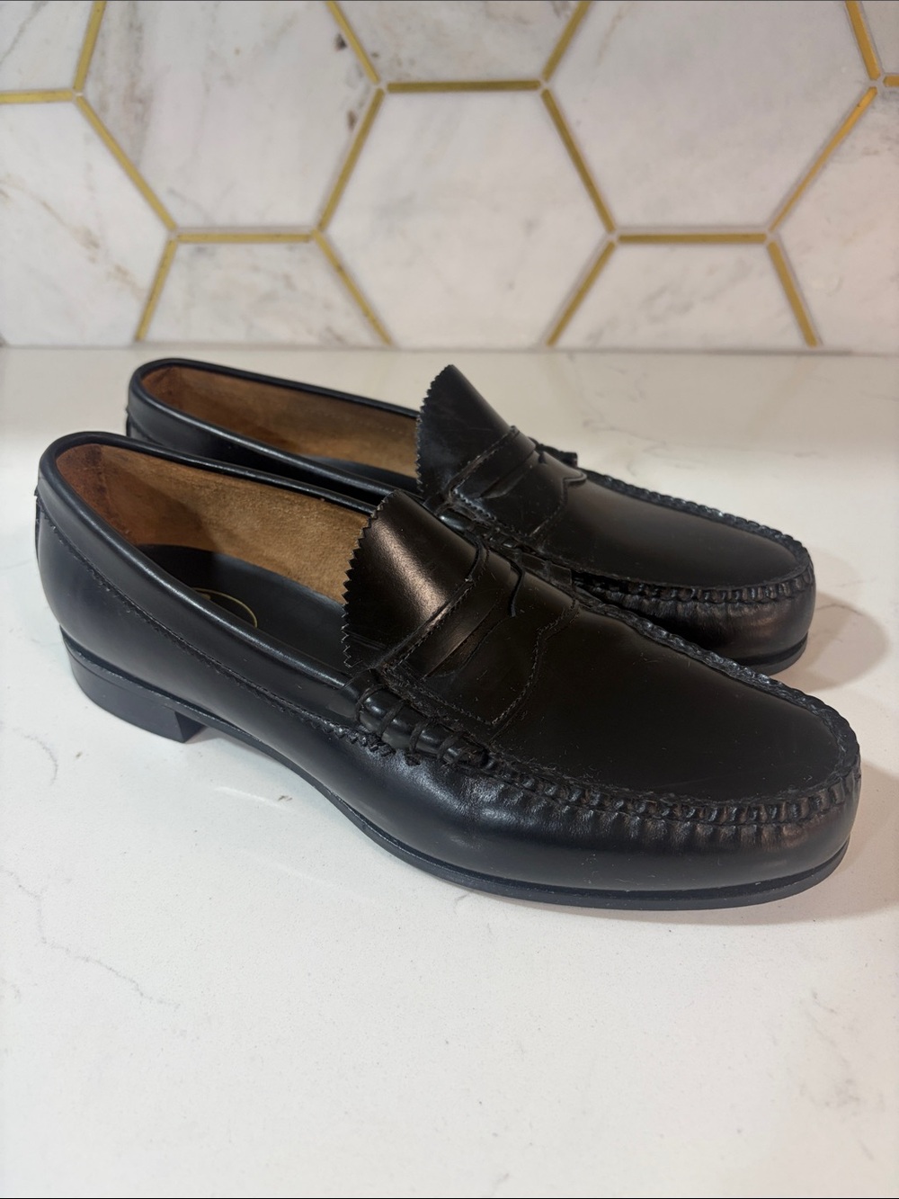 G.H. Bass Weejuns Black Leather Penny Loafers Preppy Slip On W 9.5 C | Fits 10